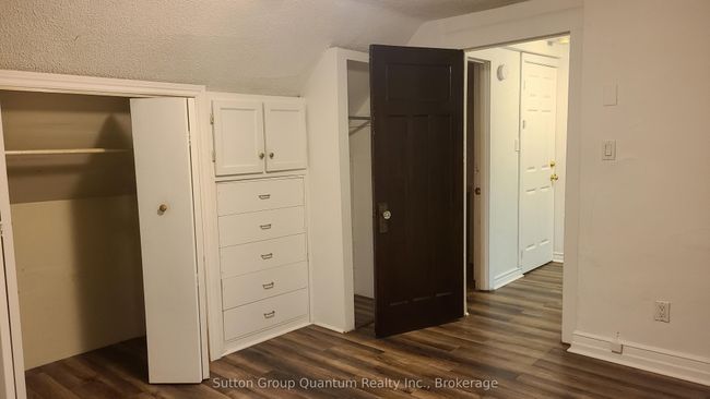 992 Montclair Ave, House other with 5 bedrooms, 3 bathrooms and 2 parking in Hamilton ON | Image 19