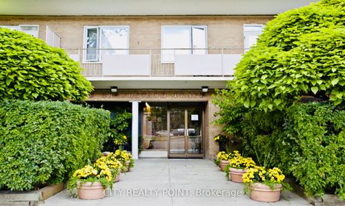 510-2 Grandstand Pl, East York, ON, M4H1E2 | Card Image