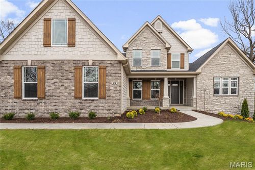 19 Beaver Dr, Creve Coeur, MO, 63141-7901 | Card Image
