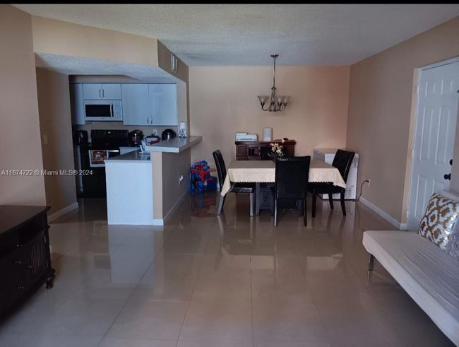 APT-108 - 18870 Nw 57 Th Ave, Condo with 2 bedrooms, 2 bathrooms and null parking in Hialeah FL | Image 23