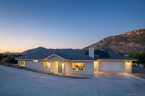 22916 Tombill Rd, Ramona, CA, 92065-4454 | Card Image