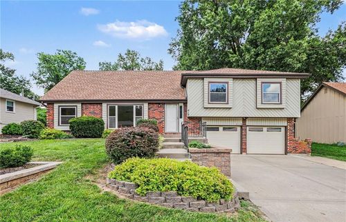 419 Gordon Dr, Liberty, MO, 64068-2823 | Card Image