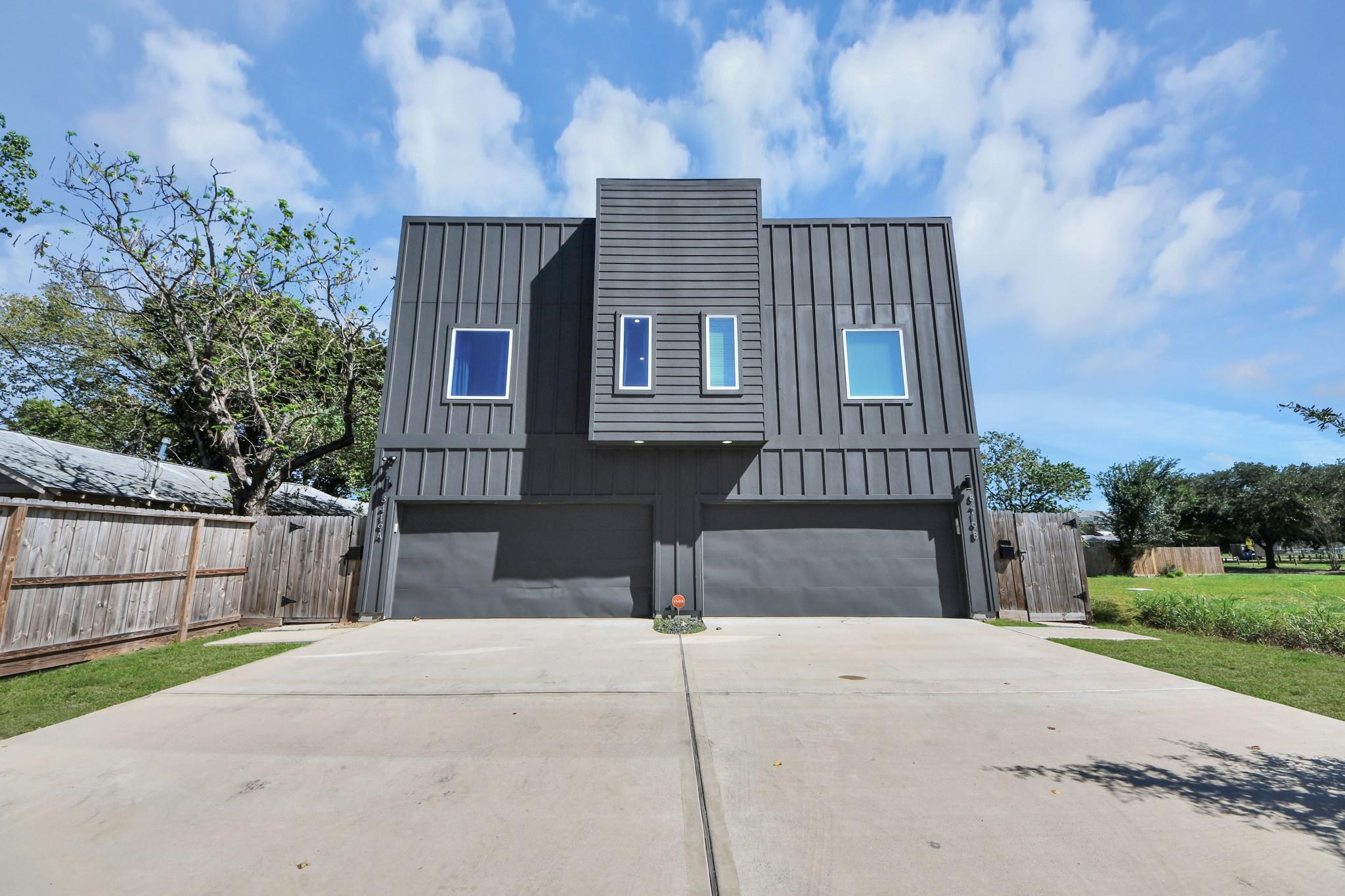 Residential Income in Houston