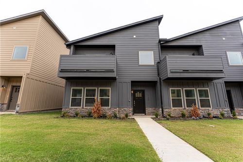 2180 W Million Ln, Fayetteville, AR, 72704-5164 | Card Image