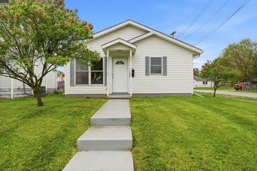 681 Maple Ave, Newark, OH, 43055-6044 | Card Image