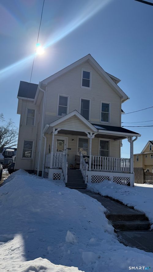 2-2 Lowndes Ave, Norwalk, CT, 06854-3722 | Card Image