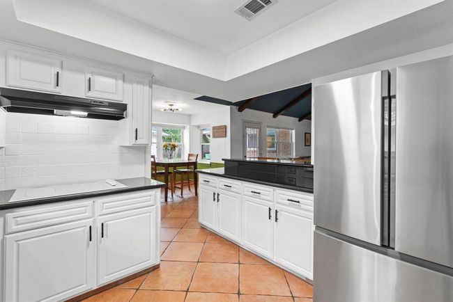 5918 Donwhite Ln, House other with 4 bedrooms, 3 bathrooms and 2 parking in Houston TX | Image 11