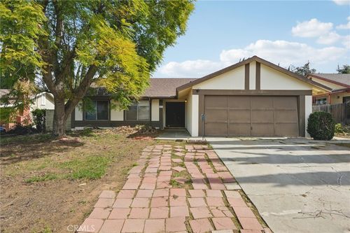 521 Bond St, Redlands, CA, 92373-5887 | Card Image