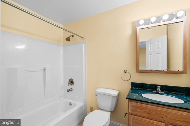 12130 Captiva Ct, Townhouse with 2 bedrooms, 3 bathrooms and null parking in RESTON VA | Image 19