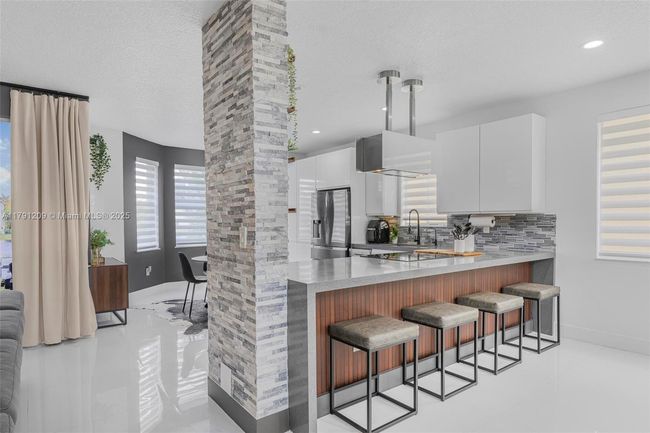 13109 Sw 54 Th Ct, House other with 5 bedrooms, 3 bathrooms and null parking in Miramar FL | Image 11