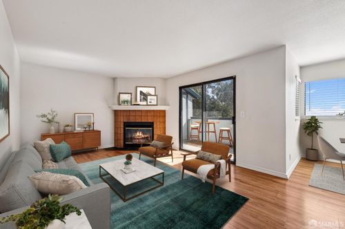 a330-945 Fletcher Ln, Hayward, CA, 94544-1060 | Card Image