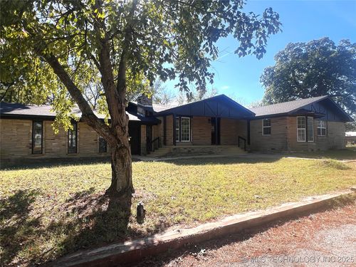 563 Chambers Rd, McAlester, OK, 74501-2287 | Card Image