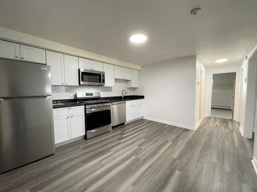 apt-c9-803 Haverhill St, Rowley, MA, 01969-2460 | Card Image