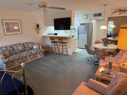 857-857 Se Mayo Dr, Crystal River, FL, 34429-9054 | Card Image