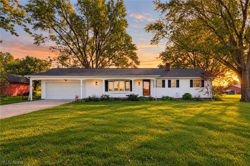 7030 Nimishillen Church Street, Louisville, OH, 44641 | Card Image