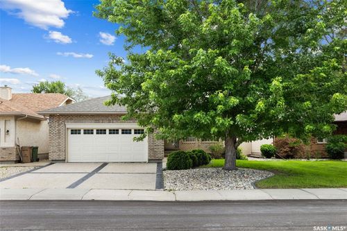 3054 Wascana Glen, Regina, SK, S4V2L3 | Card Image
