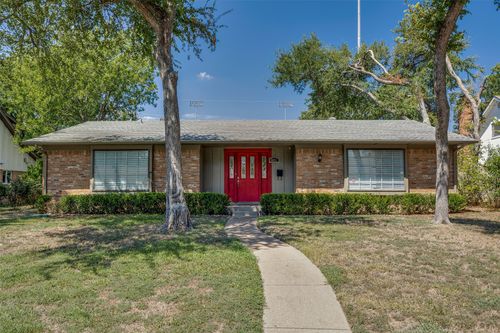 4021 Treeline Dr, Dallas, TX, 75224-4168 | Card Image
