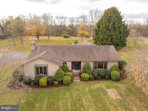 3470 Charles Town Rd, KEARNEYSVILLE, WV, 25430-2644 | Card Image