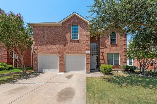 3913 Goose Creek Pkwy, Garland, TX, 75040-1071 | Card Image