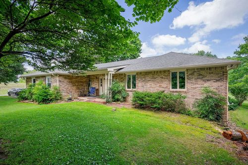 1790 Coon Hunt Rd, Baxter, TN, 38544-5103 | Card Image