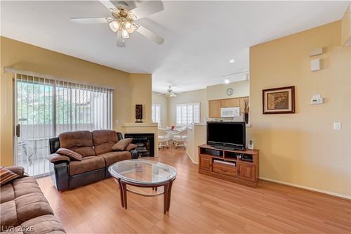 2102-8501 W University Ave, Las Vegas, NV, 89147-6157 | Card Image