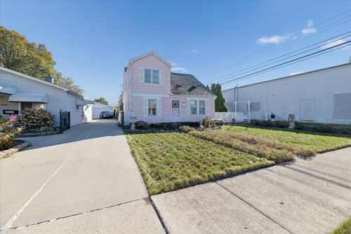 27024 Nanton St, Madison Heights, MI, 48071-3418 | Card Image