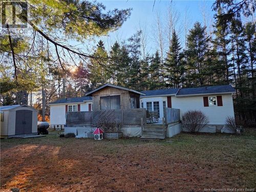 {{alt}} | Card Image