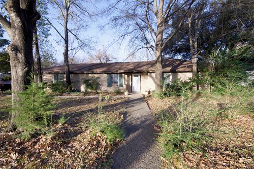 2912 Purdue Dr, Corsicana, TX, 75110-1333 | Card Image