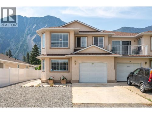 2-523 10th Ave, Keremeos, BC, V0X1N3 | Card Image