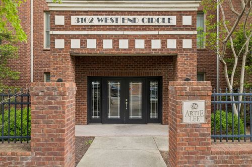303-3102 W End Cir, Nashville, TN, 37203-1565 | Card Image