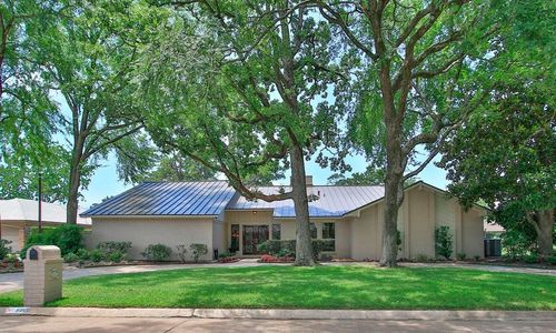 6002 Coral Ridge Road, Houston, TX, 77069 | Card Image