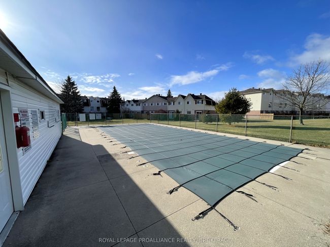 823 Datzell Lane, Condo with 3 bedrooms, 2 bathrooms and 1 parking in Kingston ON | Image 32