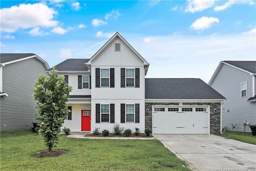 1664 Seattle Slew Ln, Hope Mills, NC, 28348-4601 | Card Image