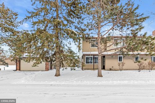 2451 Wimbledon Bay, Woodbury, MN, 55125-3561 | Card Image