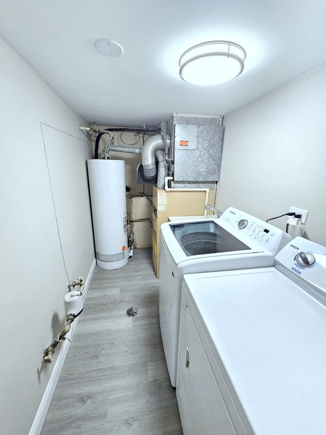 12827 S Blossom Dr, House other with 3 bedrooms, 2 bathrooms and 2 parking in Alsip IL | Image 23