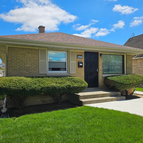 4052 N 87th St, Milwaukee, WI, 53222-1709 | Card Image