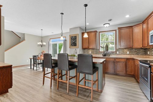 303-1967 Sierra Dr, Hastings, MN, 55033-4073 | Card Image