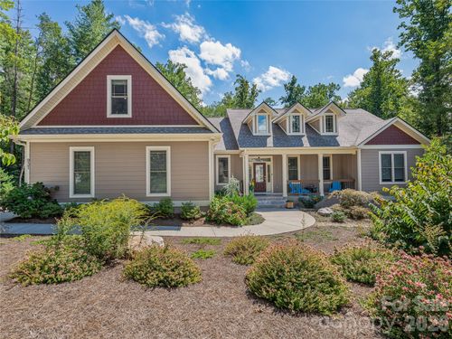 937 Monte Vista Rd, Candler, NC, 28715-9425 | Card Image