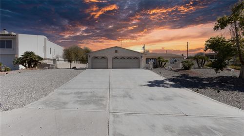 3009 Maracaibo Dr, Lake Havasu City, AZ, 86404-5240 | Card Image