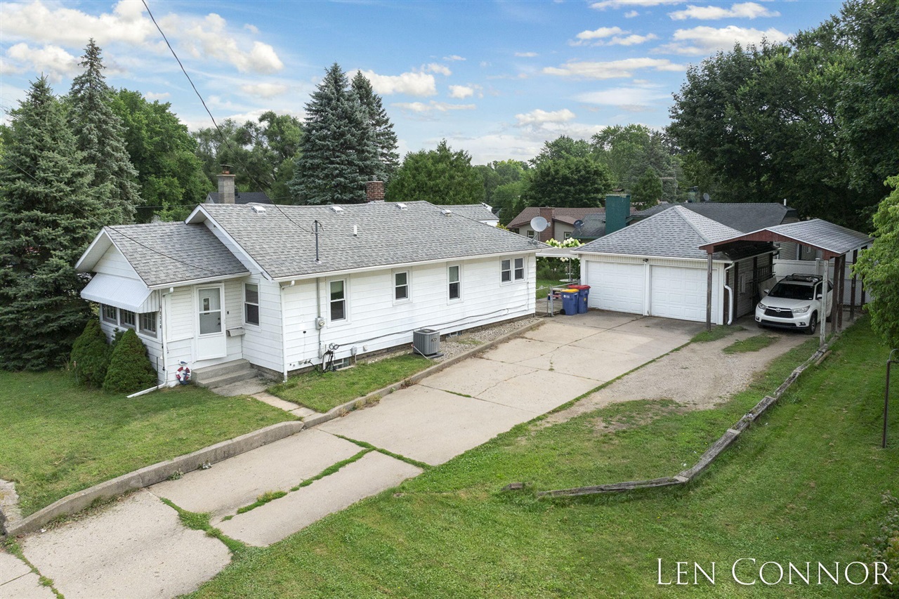 Fuller Ave, Grand Rapids, MI 49505