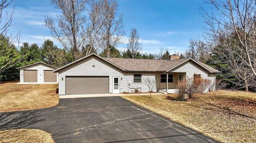 18632 70th Ave, Chippewa Falls, WI, 54729-6400 | Card Image