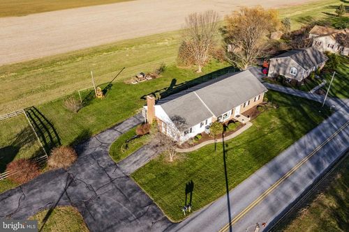 159 Edgewood Dr, NEW HOLLAND, PA, 17557-9355 | Card Image