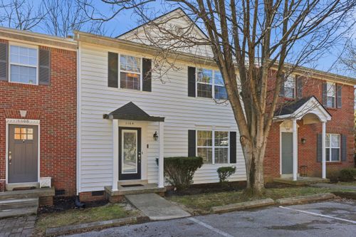 1104 Ashford Ln, Lexington, KY, 40515-1579 | Card Image