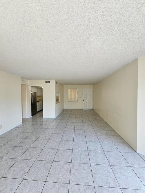 apt-310-1880 N Congress Ave, West Palm Beach, FL, 33401-1642 | Card Image