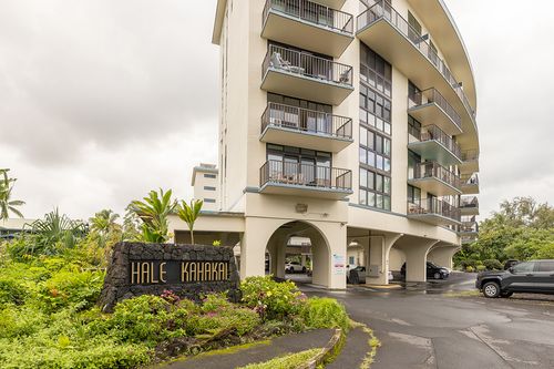 402-2405 Kalanianaole St, HILO, HI, 96720-4904 | Card Image