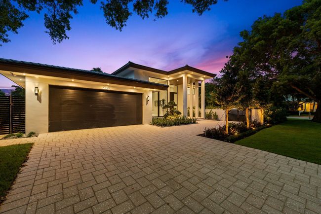 2265 Ne 30 Th Ct, House other with 4 bedrooms, 5 bathrooms and null parking in Lighthouse Point FL | Image 4