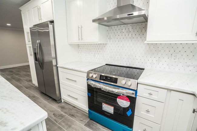 913 Spindle Palm Way, House other with 4 bedrooms, 2 bathrooms and null parking in APOLLO BEACH FL | Image 13