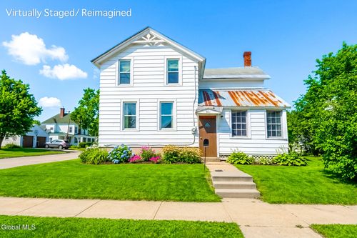 301 Oak St, Corinth, NY, 12822-1207 | Card Image