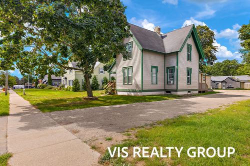 83 N 3rd Ave, Fruitport, MI, 49415-8920 | Card Image