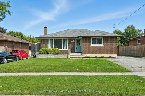 301 Farewell St, Oshawa, ON, L1H6L8 | Card Image
